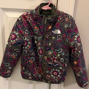 The North Face Kids Floral Puffer Jacket - Green and Multicolor Reversible 5T